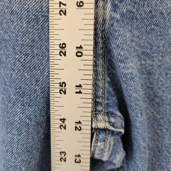 Land's End Vintage Relaxed Fit Tapered Leg Jeans Light Wash Size 12 - Picture 9 of 13